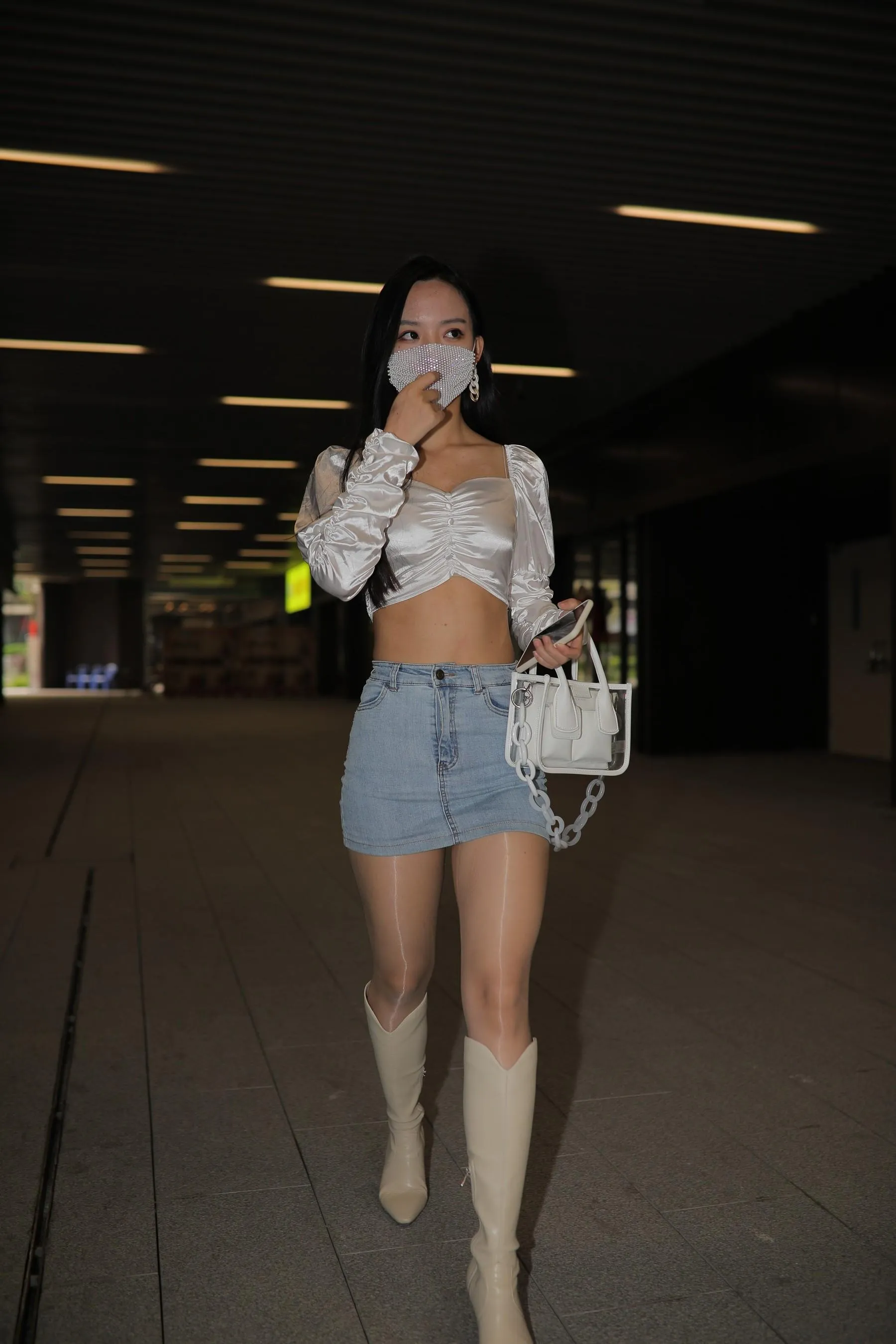 魔镜街拍 NO.170 凯恩街拍摄影-牛仔裙小姐姐 [304P]插图3